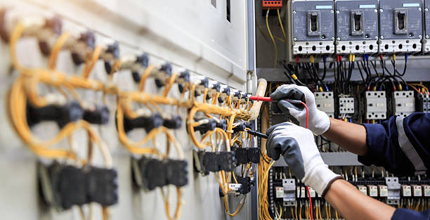 Professional Electrician technician working in Ferris, TX
